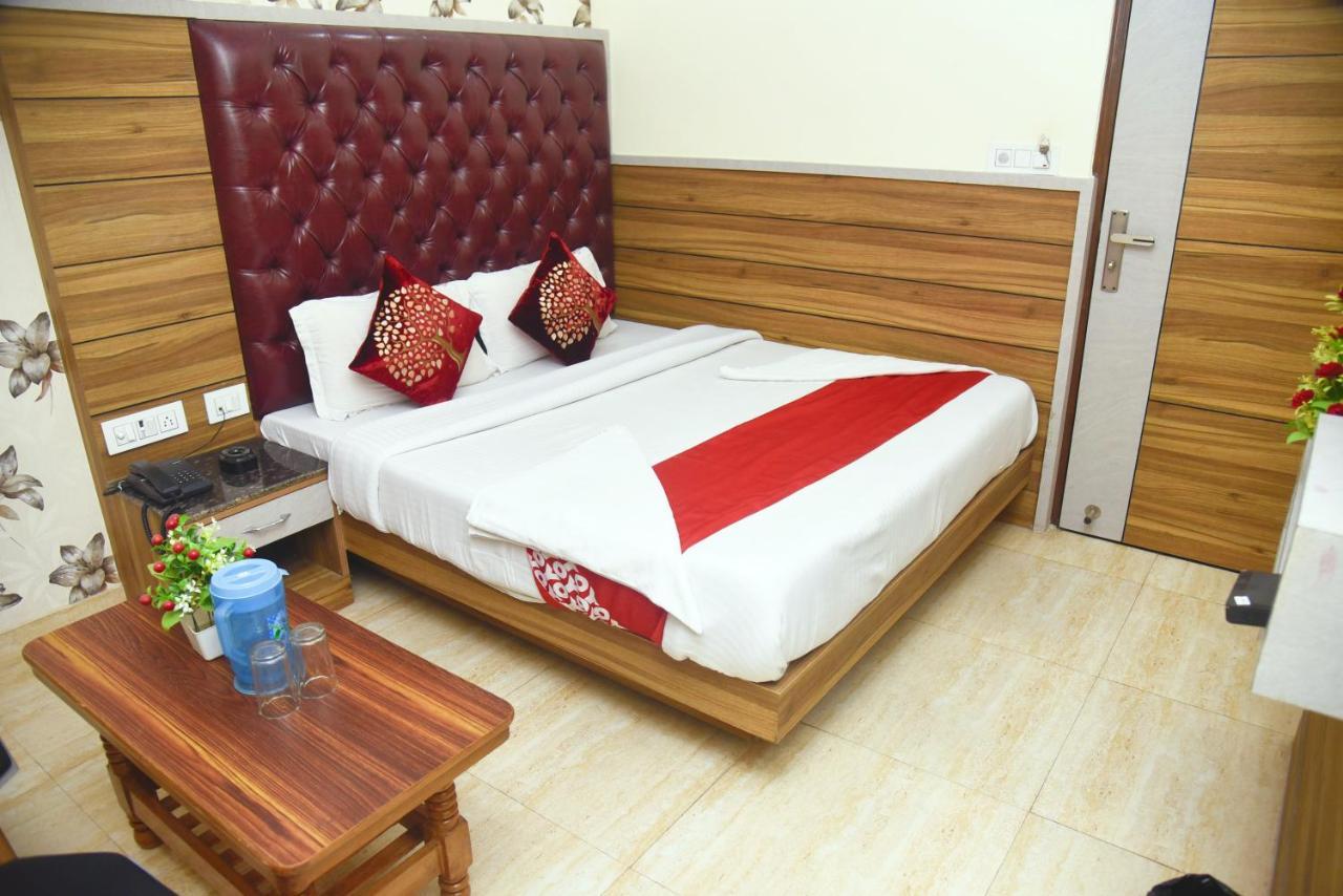 Hotel Delhi Darshan Deluxe-By Rsl Hospitality New Delhi Eksteriør bilde
