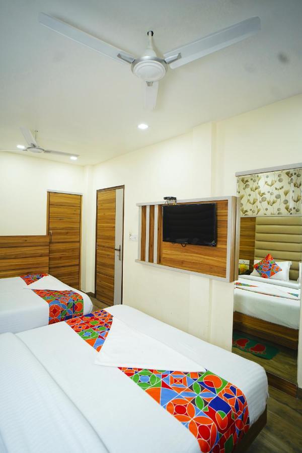 Hotel Delhi Darshan Deluxe-By Rsl Hospitality New Delhi Eksteriør bilde