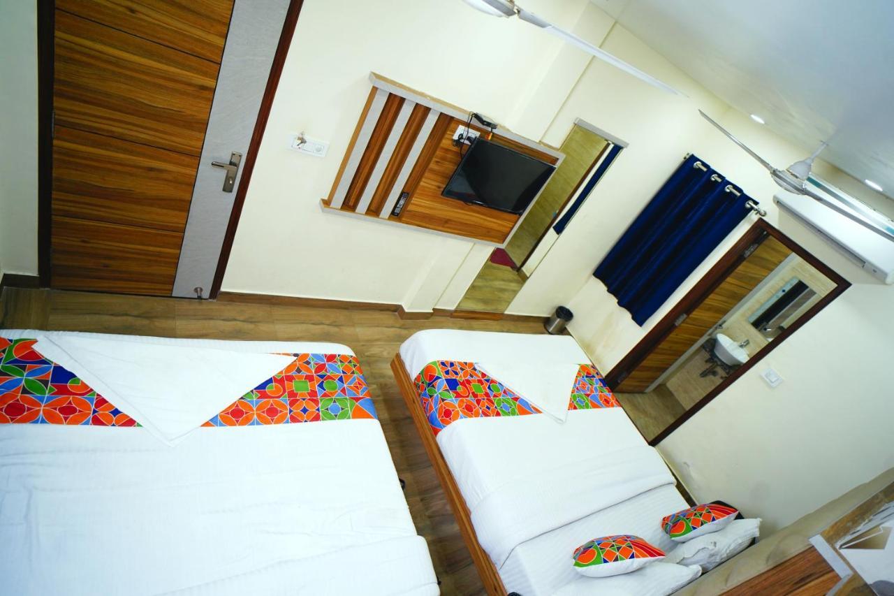 Hotel Delhi Darshan Deluxe-By Rsl Hospitality New Delhi Eksteriør bilde