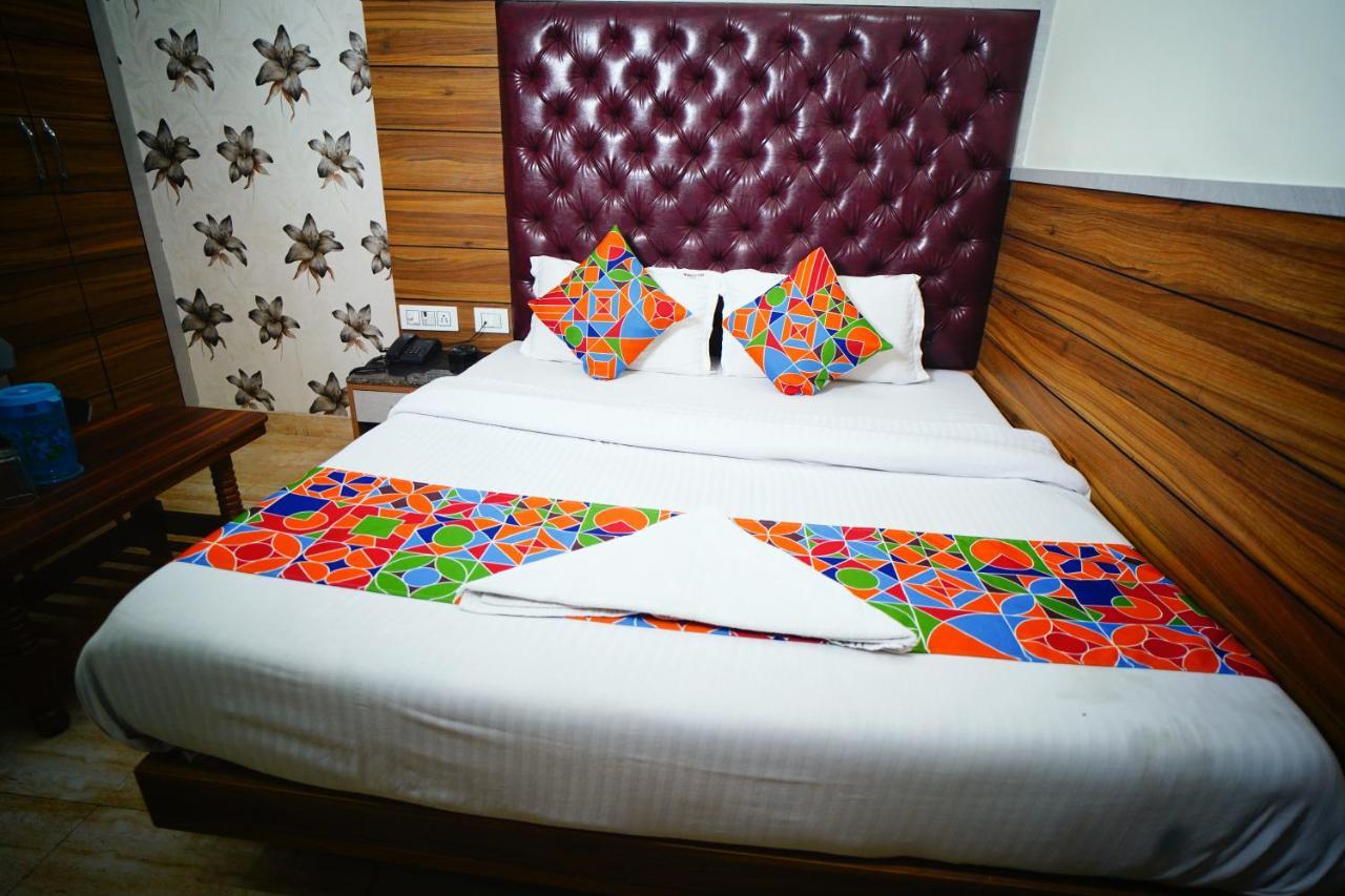 Hotel Delhi Darshan Deluxe-By Rsl Hospitality New Delhi Eksteriør bilde